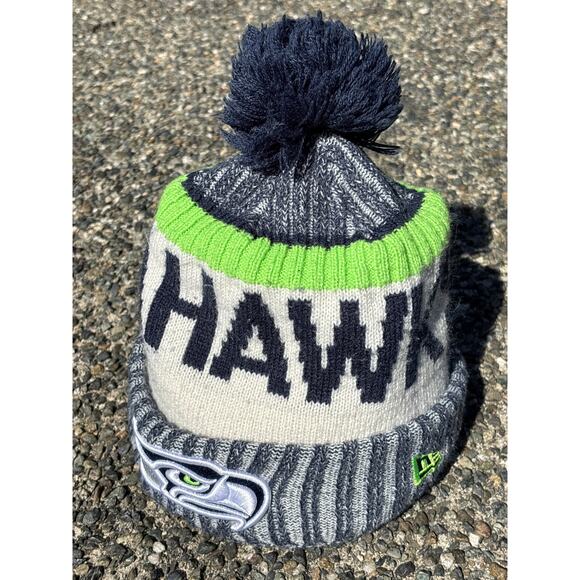 Seattle Seahawks New era NFL On field Sport Knit Cap Beanie, One Size - Picture 1 of 6